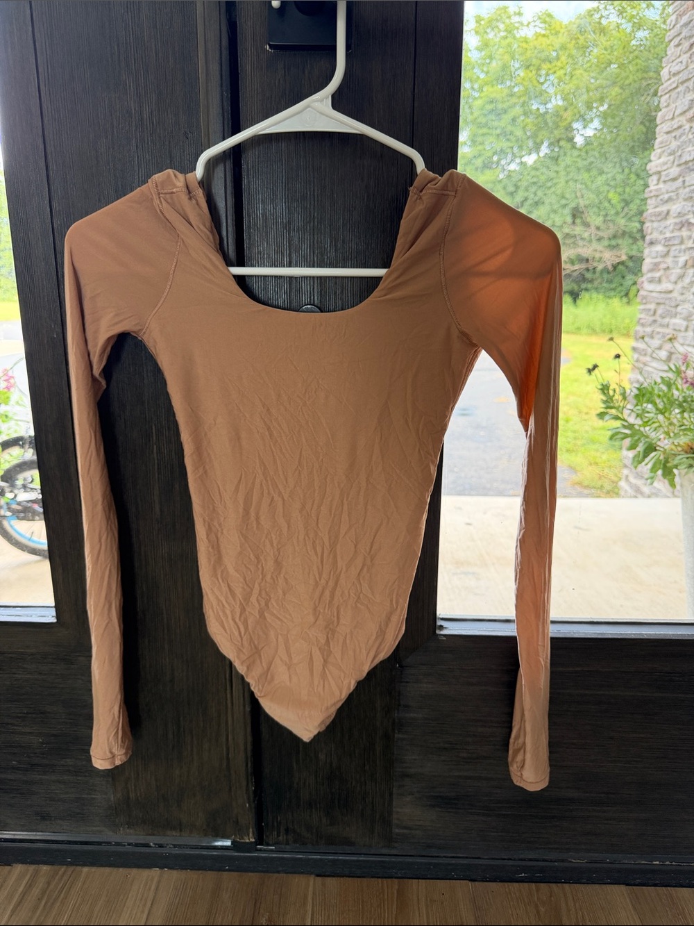 Long Sleeve Scoop Neck Bodysuit in Rust